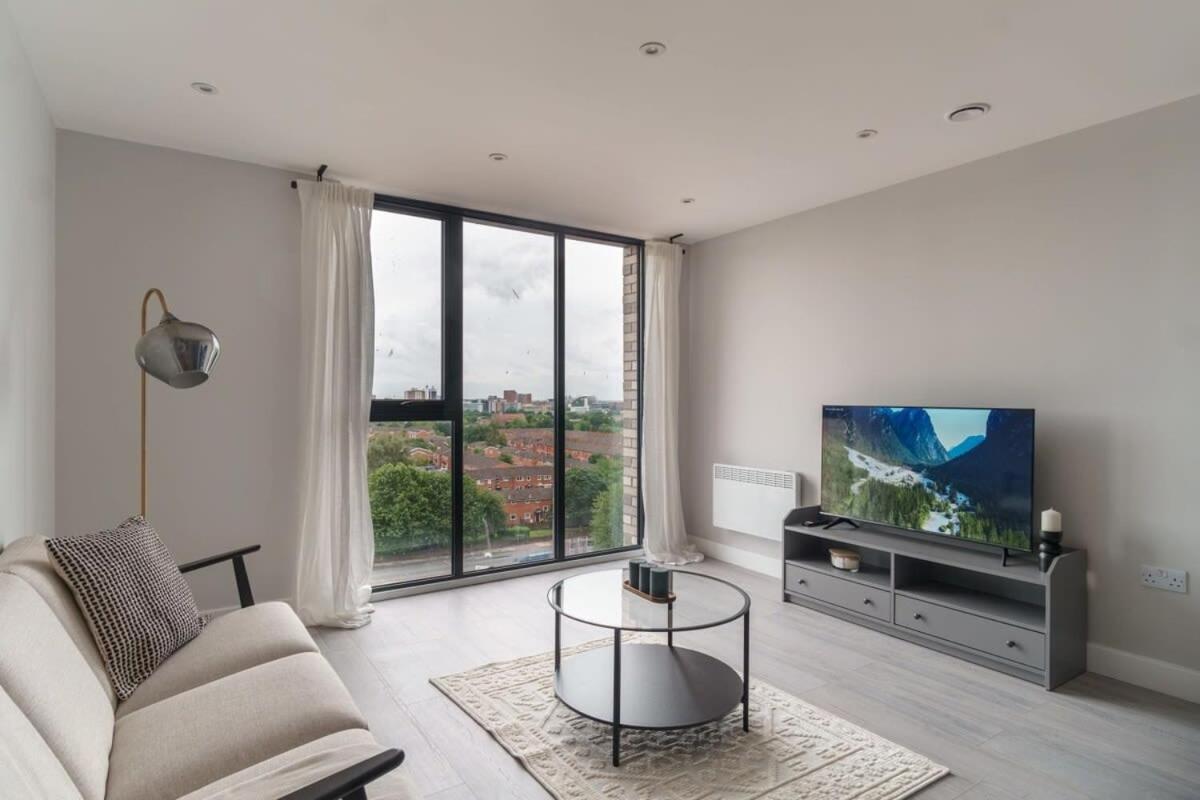 Fantastic 3 Bedroom Manchester Apartment Exterior foto
